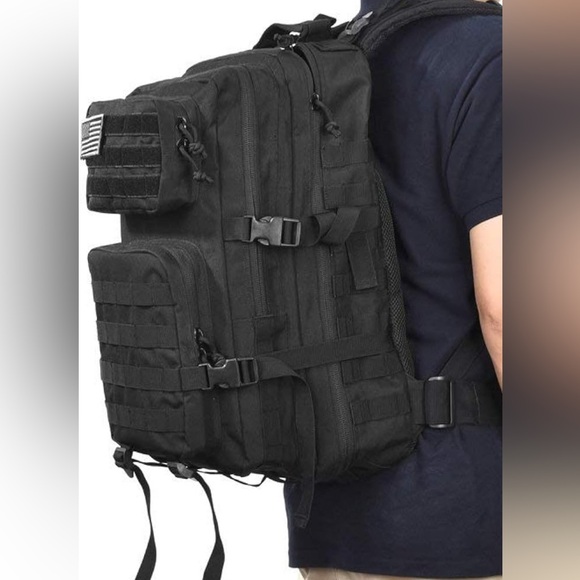 Reebow Black Travel Backpack - Picture 5 of 5